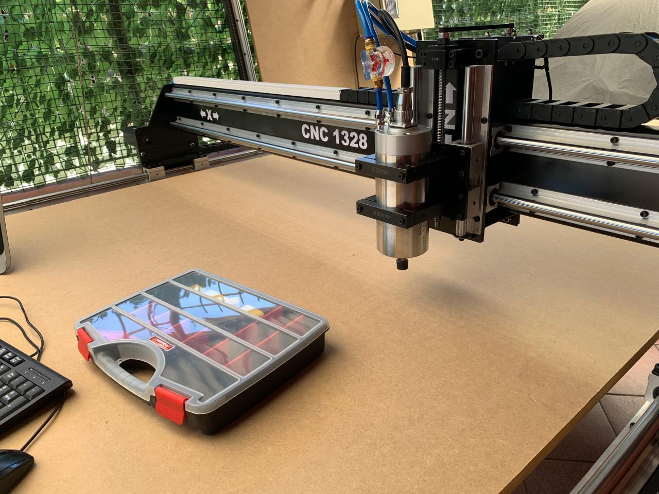 CNC Router de escritorio 1300 por 1300 mm